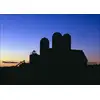 Sunset casts a glow over this dairy barn in Bruce, in northern Wisconsin., Carol Highsmith - plakat